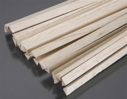 BALSA TRIANGULAR 10 X 40 X 40 X 1000MM