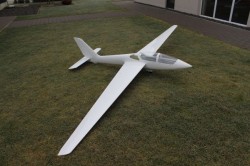 FOX 1:3 full composite, 4,66m, painted white