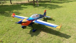 104" Extra 300 V2 - Blue/White 2,64m